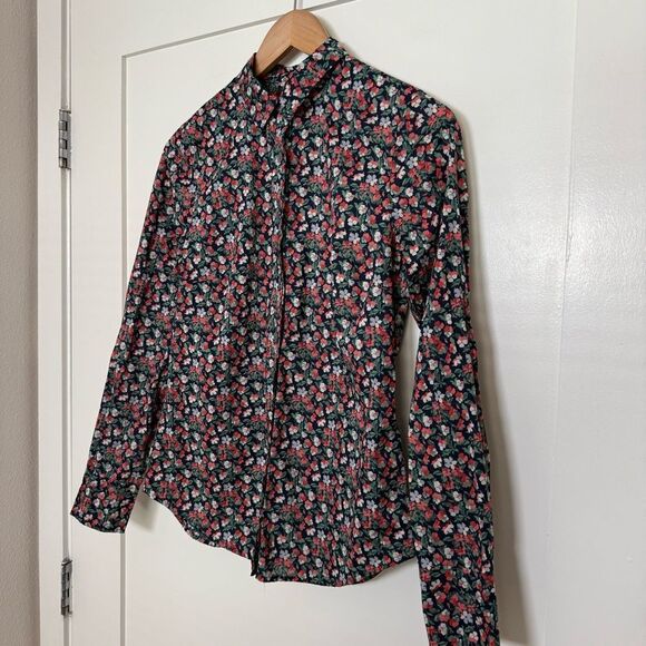 J Crew Liberty Fabric Shirt Blouse Women Sz 2 Floral Long Sleeve Button Up Artsy - Picture 2 of 10